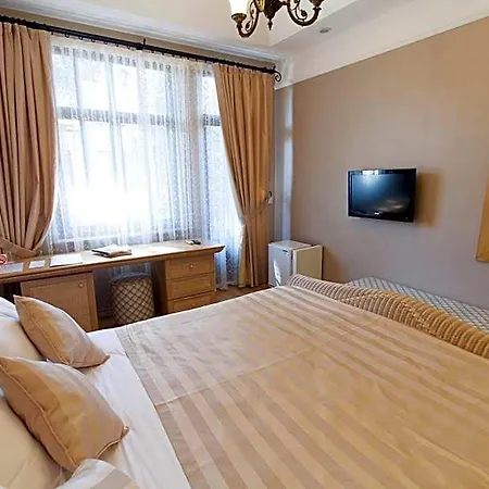 Aspen Kaleici Hotel 4*